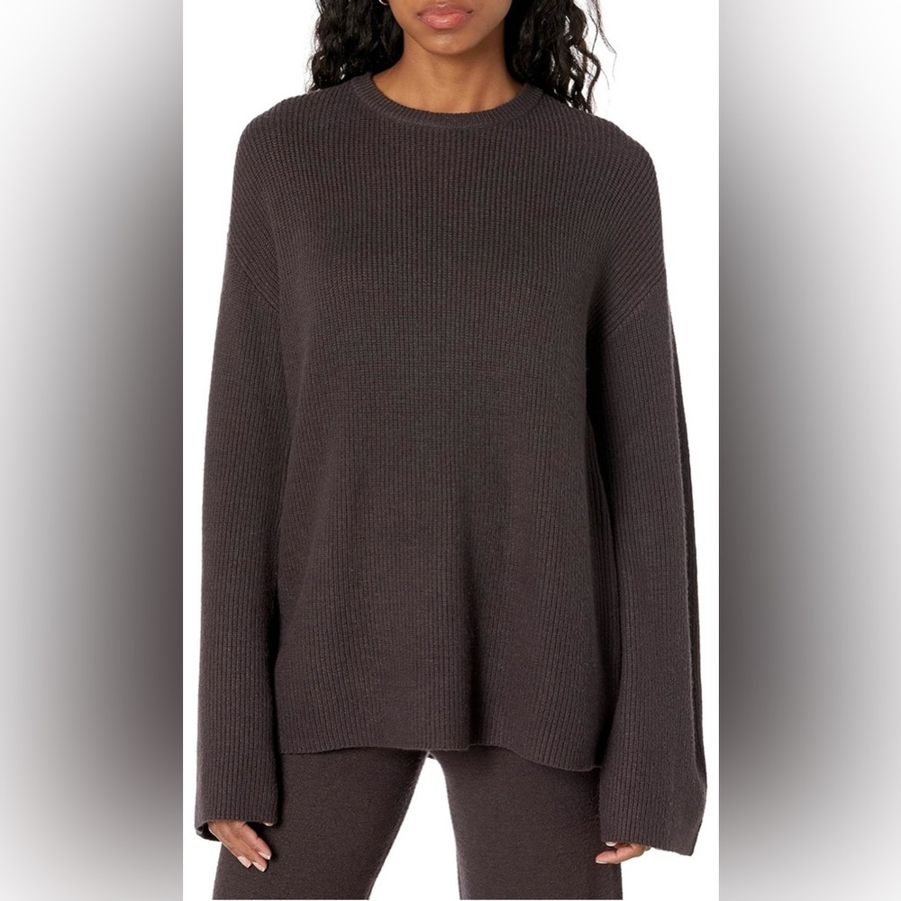 Alice Crewneck Back-Slit Ribbed Pullover Sweater For Women